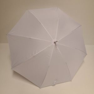paraguas blanco en huesca
